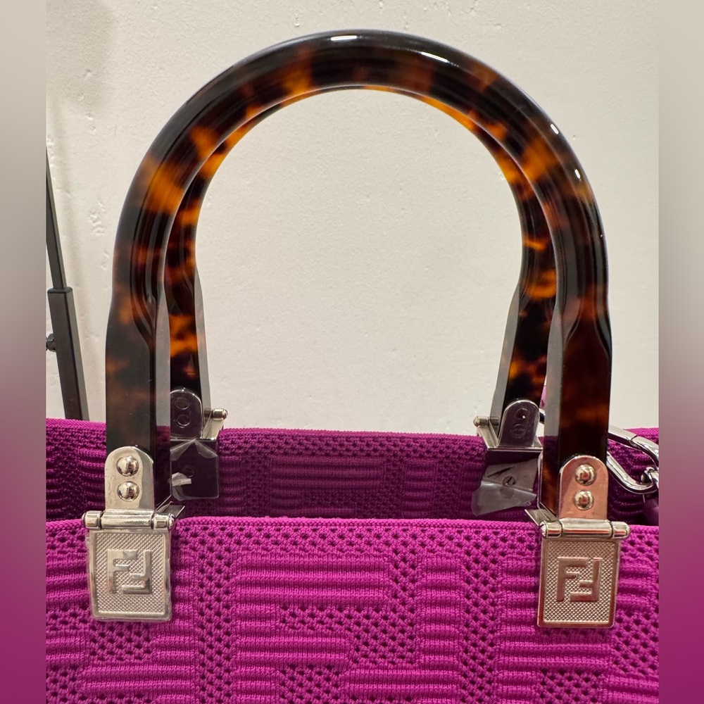 Fendi Magenta Zucca FF sunshine Tortoiseshell Handles - Picture 4 of 10